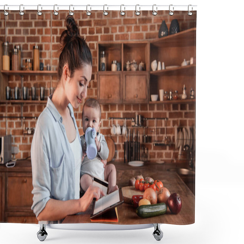 Personality  Young Family Shopping Online Shower Curtains