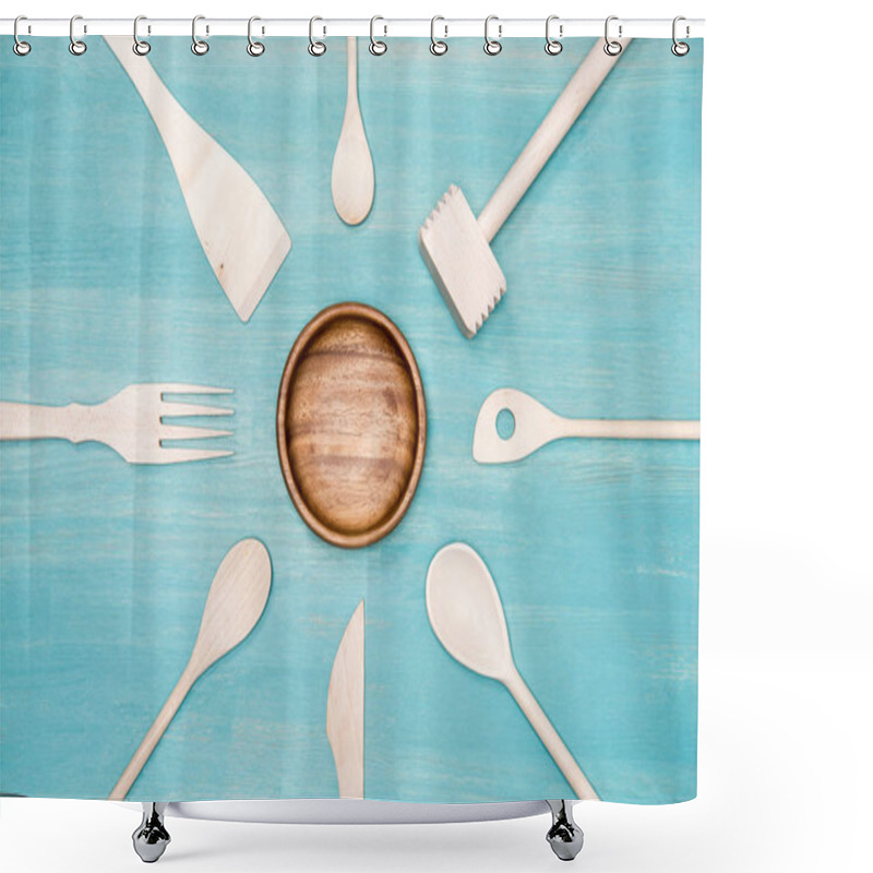 Personality  Top View Of Various Wooden Cooking Utensils With Plate Shower Curtains