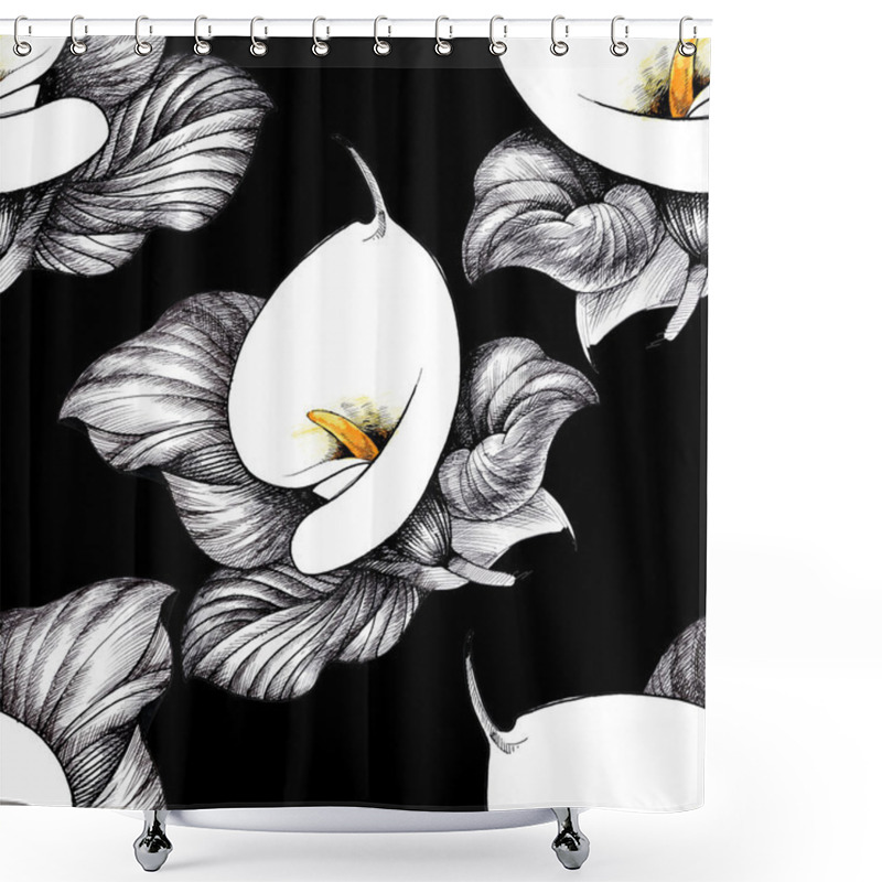 Personality  Calla Lilly Floral Background Shower Curtains