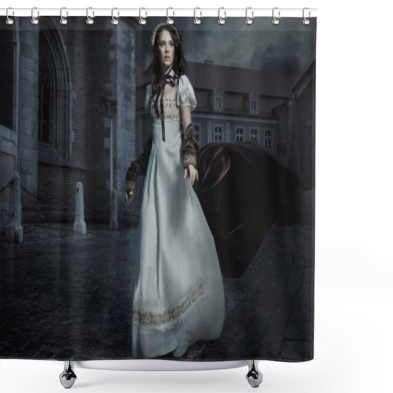 Personality  Sensual Old-fashioned Young Woman Shower Curtains