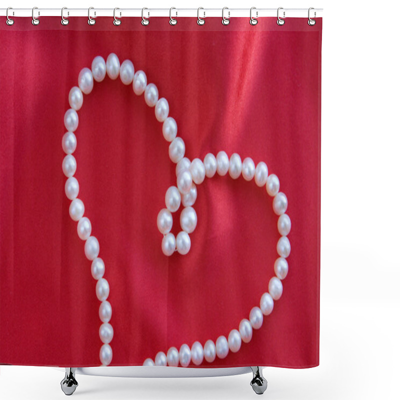 Personality  Pearl Necklace Shower Curtains