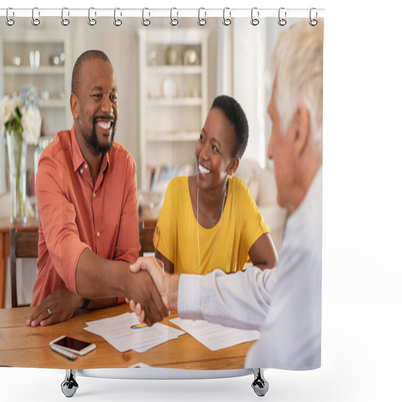 Personality  Man Shaking Hands With Insurance Agent Shower Curtains