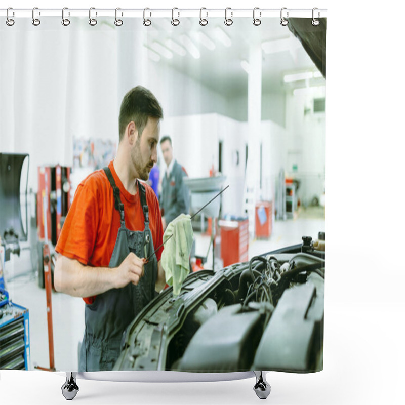 Personality  Car Mechanic Upkeeping Car Shower Curtains