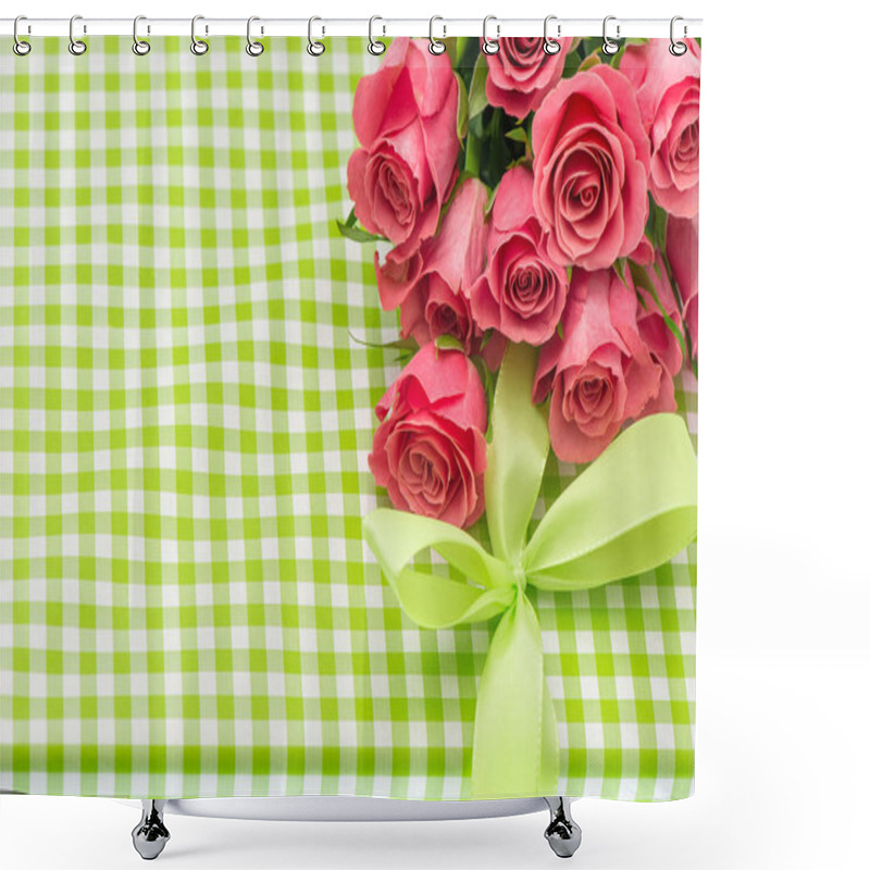 Personality  Fresh Pink Roses Over Green Gift Background Shower Curtains