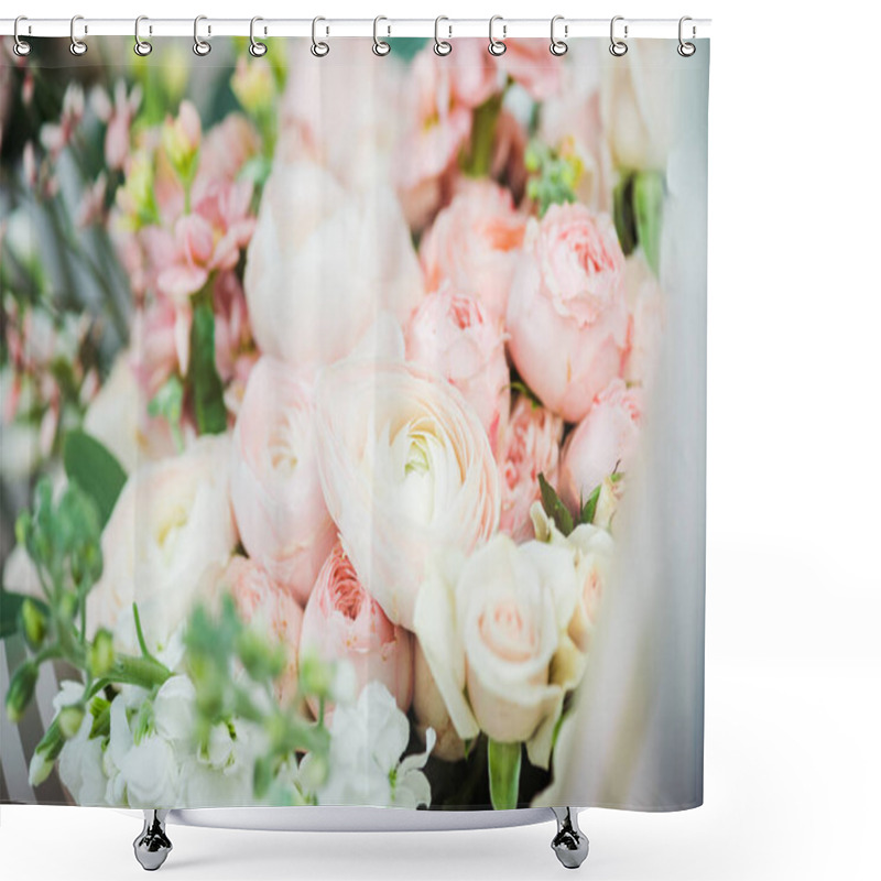 Personality  Selective Focus Of Fresh Pink Roses In Bouquet Shower Curtains