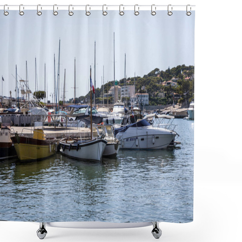 Personality  Yachts Shower Curtains