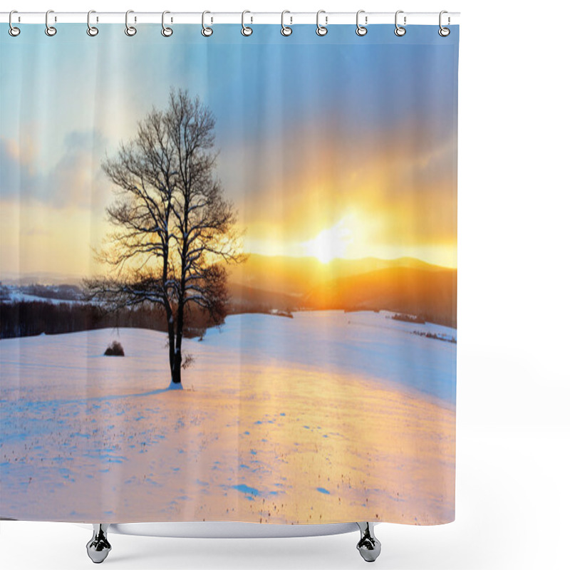 Personality  Winter Landscape In Snow Nature With Sun And Tree Shower Curtains