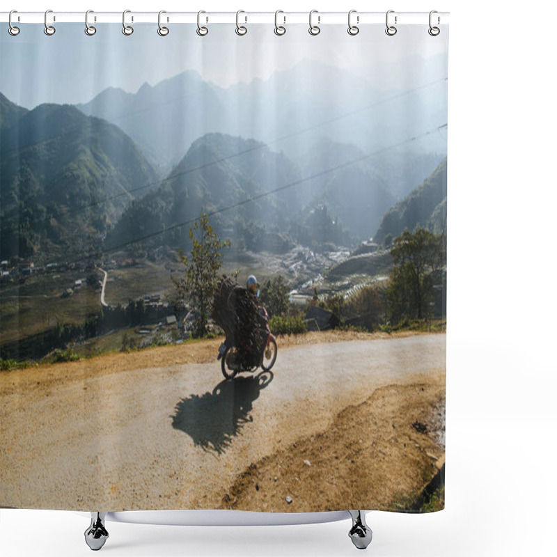 Personality  Travel Shower Curtains