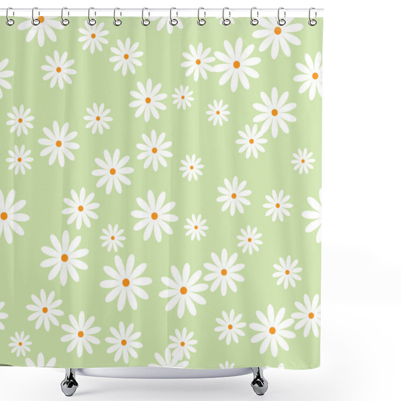 Personality  Daisies Shower Curtains