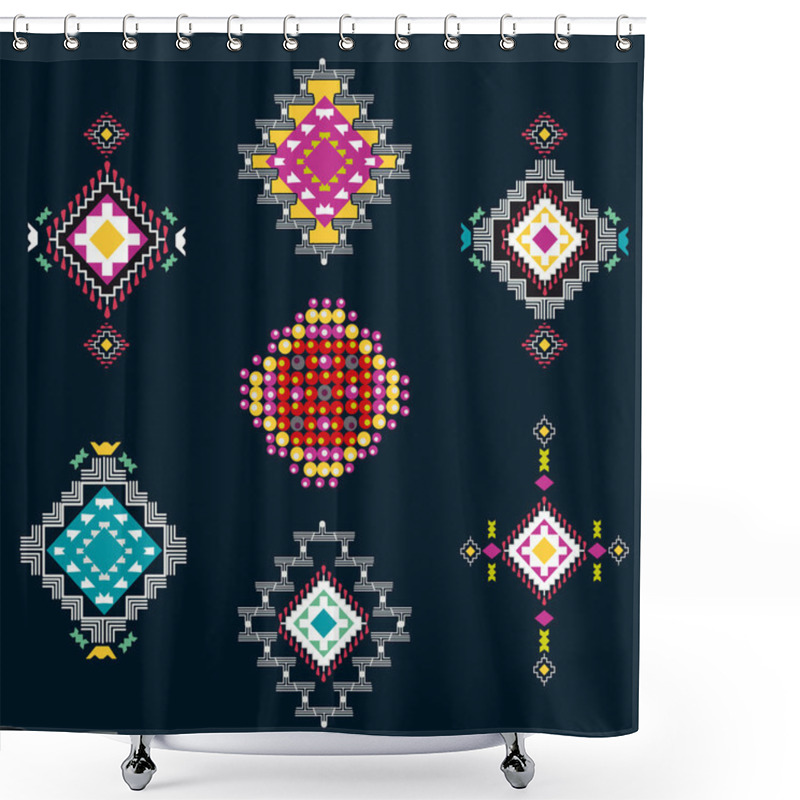 Personality  Vector Set Of Decorative Ethnic With American Indian Motifs Shower Curtains