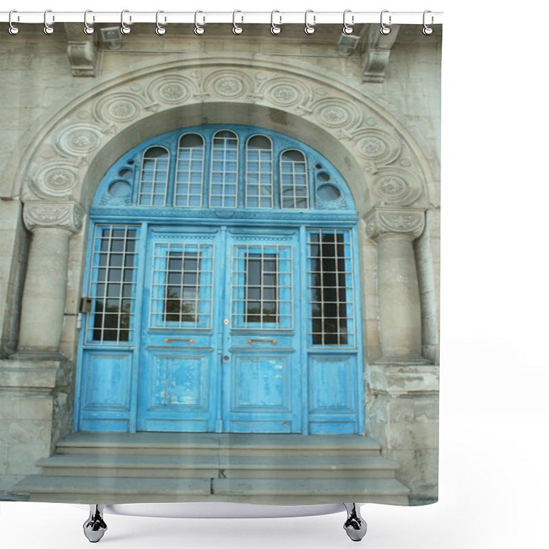 Personality  Old Town Shower Curtains