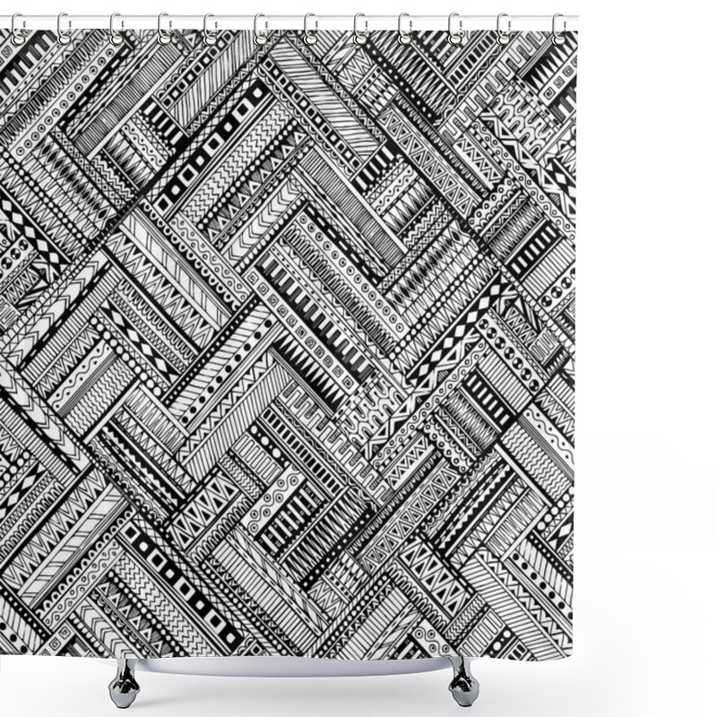 Personality  Seamless Ethnic Geometric Doodle Black And White Background Pattern.  Shower Curtains