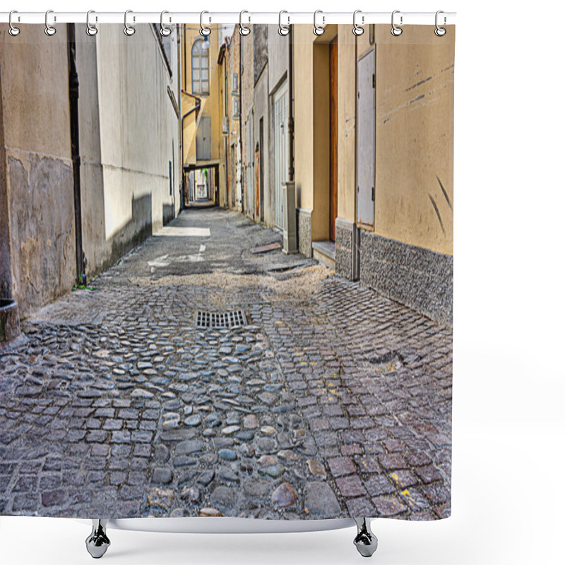 Personality  Old Alley Shower Curtains