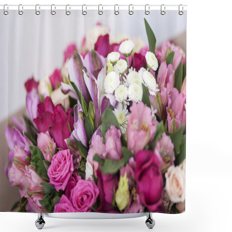 Personality  Beautiful Bright Bouquet With Roses, Parrot Flowers And Chrysanthemum Shower Curtains