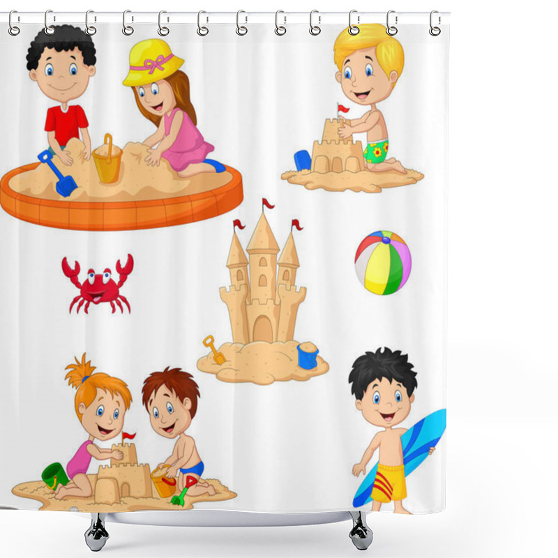 Personality  Vector Illustration Of Children Playing Sand Castle And Surfboard Shower Curtains