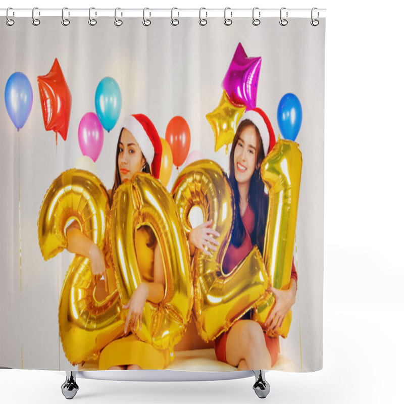 Personality  Buddies,portrait Asian Beauties In Sandy Dresses,celebrating The New Year Party Holding Gold Number Balloons 2021, Celebrating The New Year's Holiday Of The Charming Model Happy New Year And Christmas Shower Curtains