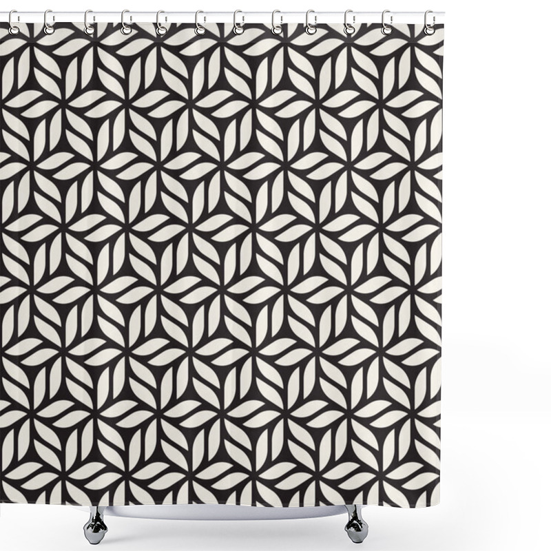 Personality  Vector Seamless Stripes Pattern. Modern Stylish Texture With Monochrome Trellis. Repeating Geometric Hexagonal Grid. Simple Lattice Graphic Design. Shower Curtains